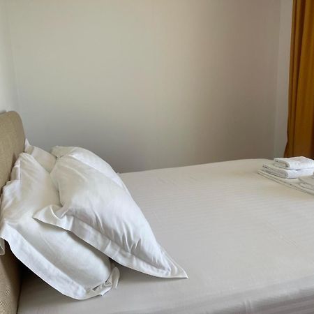 3B Suites Boutique Hotel Saranda Dış mekan fotoğraf
