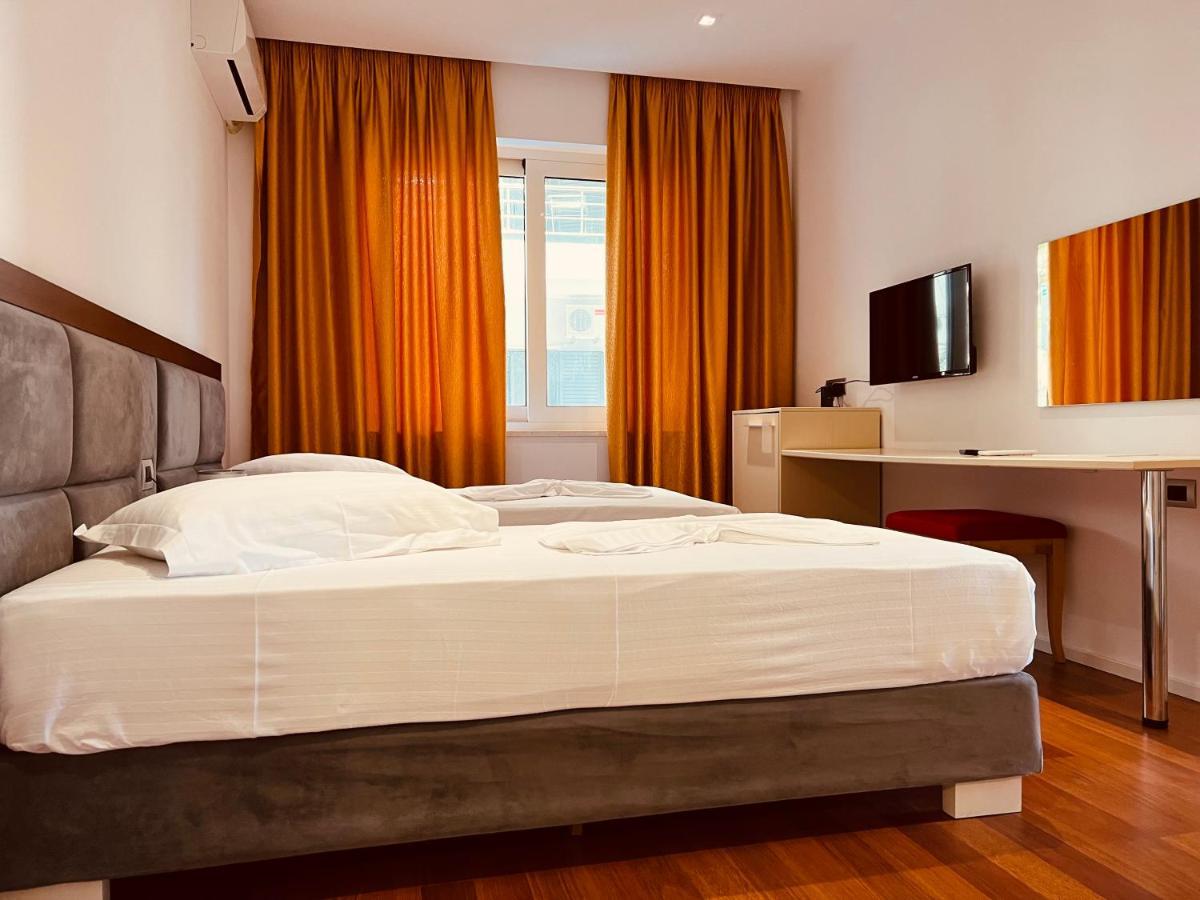 3B Suites Boutique Hotel Saranda Dış mekan fotoğraf