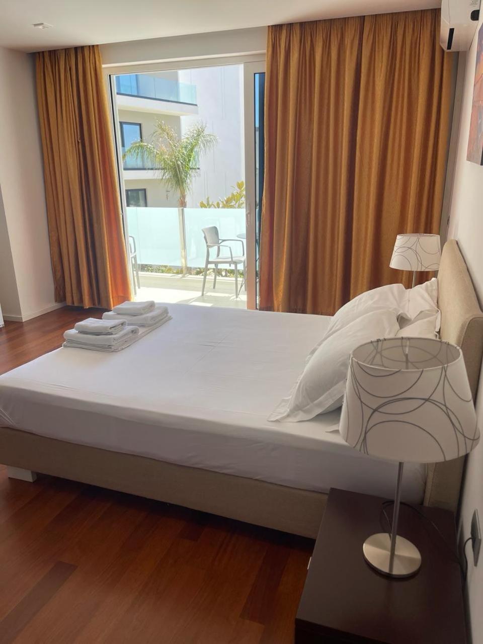 3B Suites Boutique Hotel Saranda Dış mekan fotoğraf